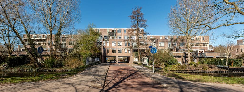 Voor dit project is ons gevraagd de VvE te helpen en begeleiden. De VvE heeft geen beheerder die het onderhoud begeleidt dus, is ons gevraagd samen met de VvE een plan van aanpak te bedenken.